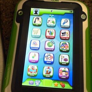 LeapFrog LeapPad Ultra Kids Tablet in Green and White